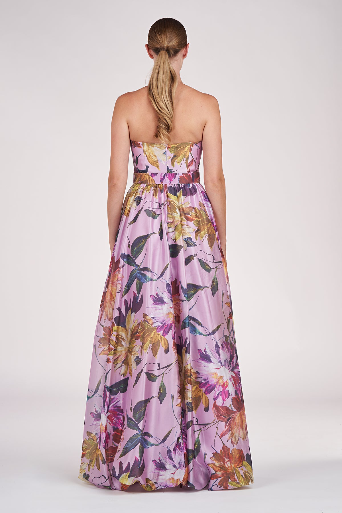 evangeline floral maxi dress Floral Ruched Maxi Dress M