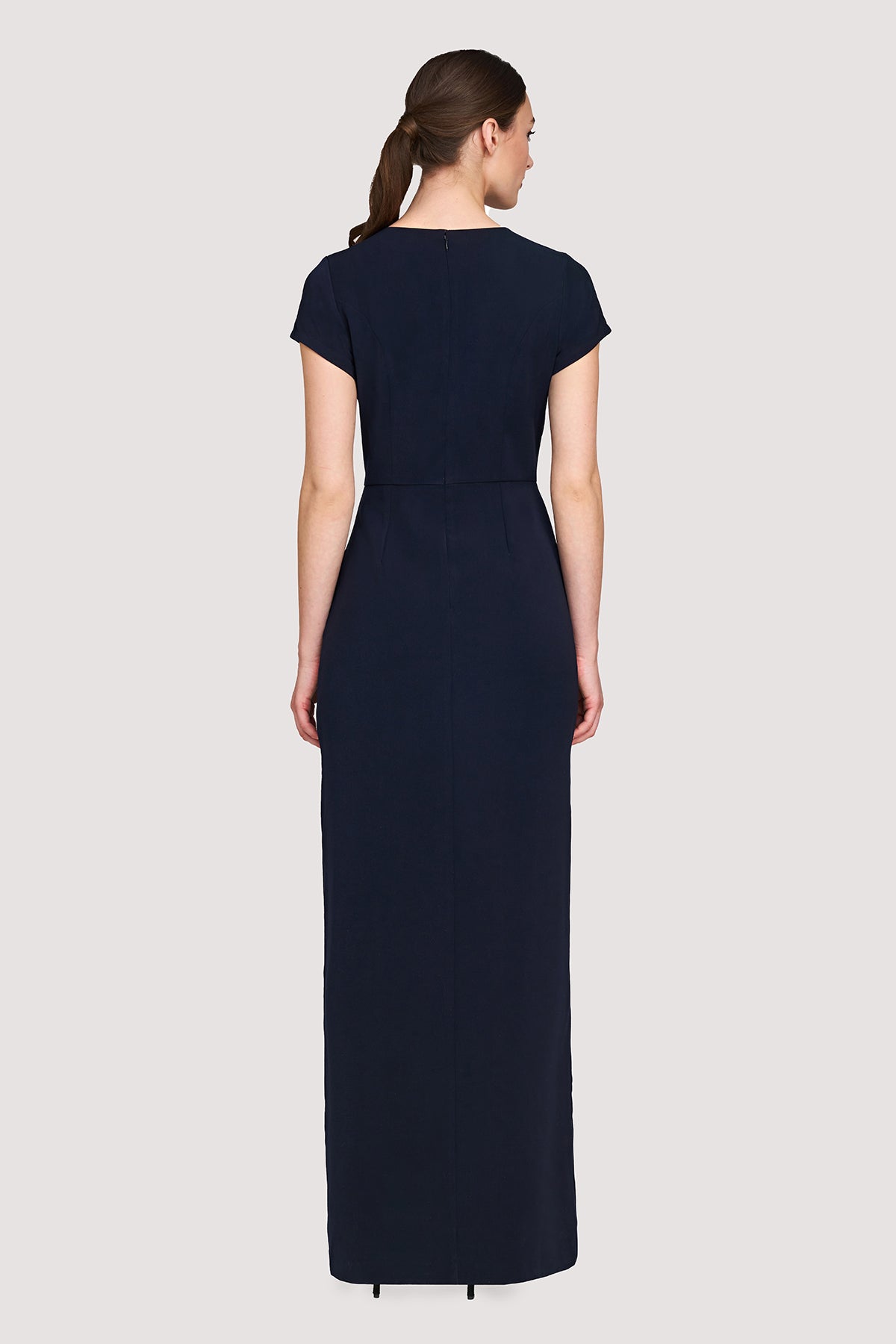 Serenity Column Gown – Kay Unger