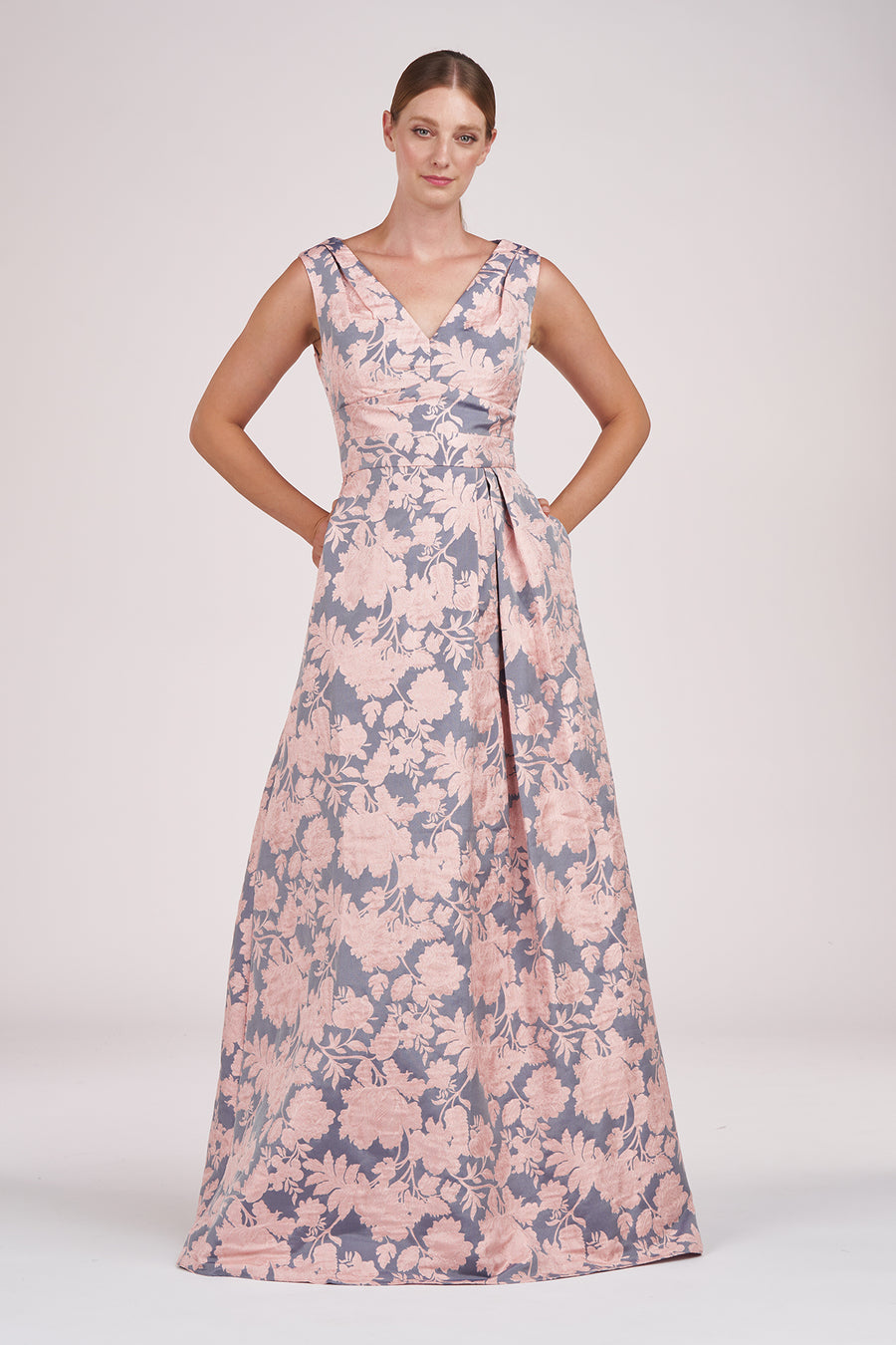 Glenna Gown – Kay Unger