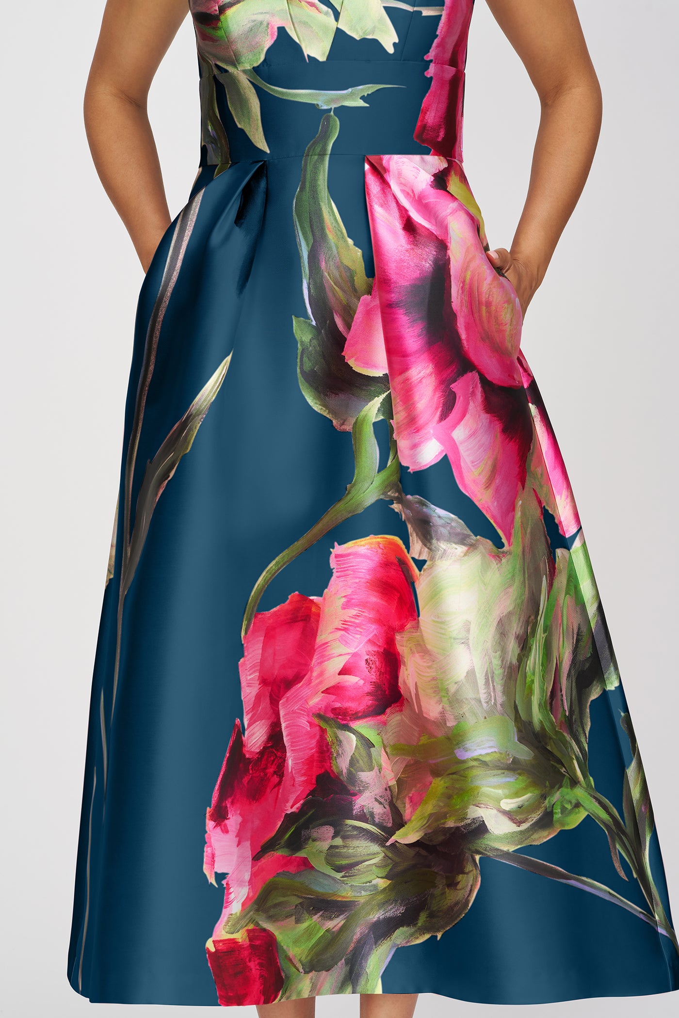 Regina Tea Length Dress – Kay Unger