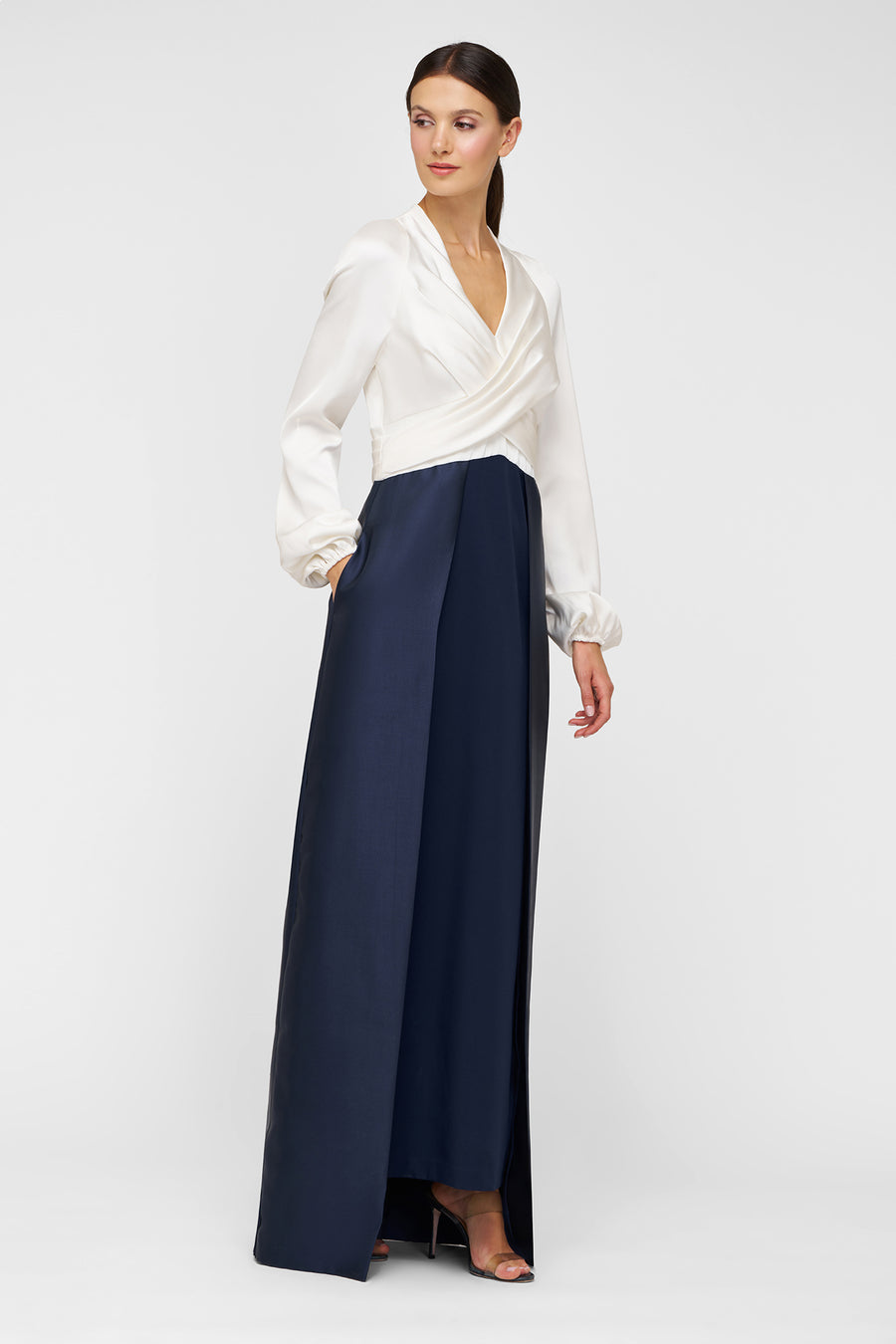 Bianca Walk Thru Gown