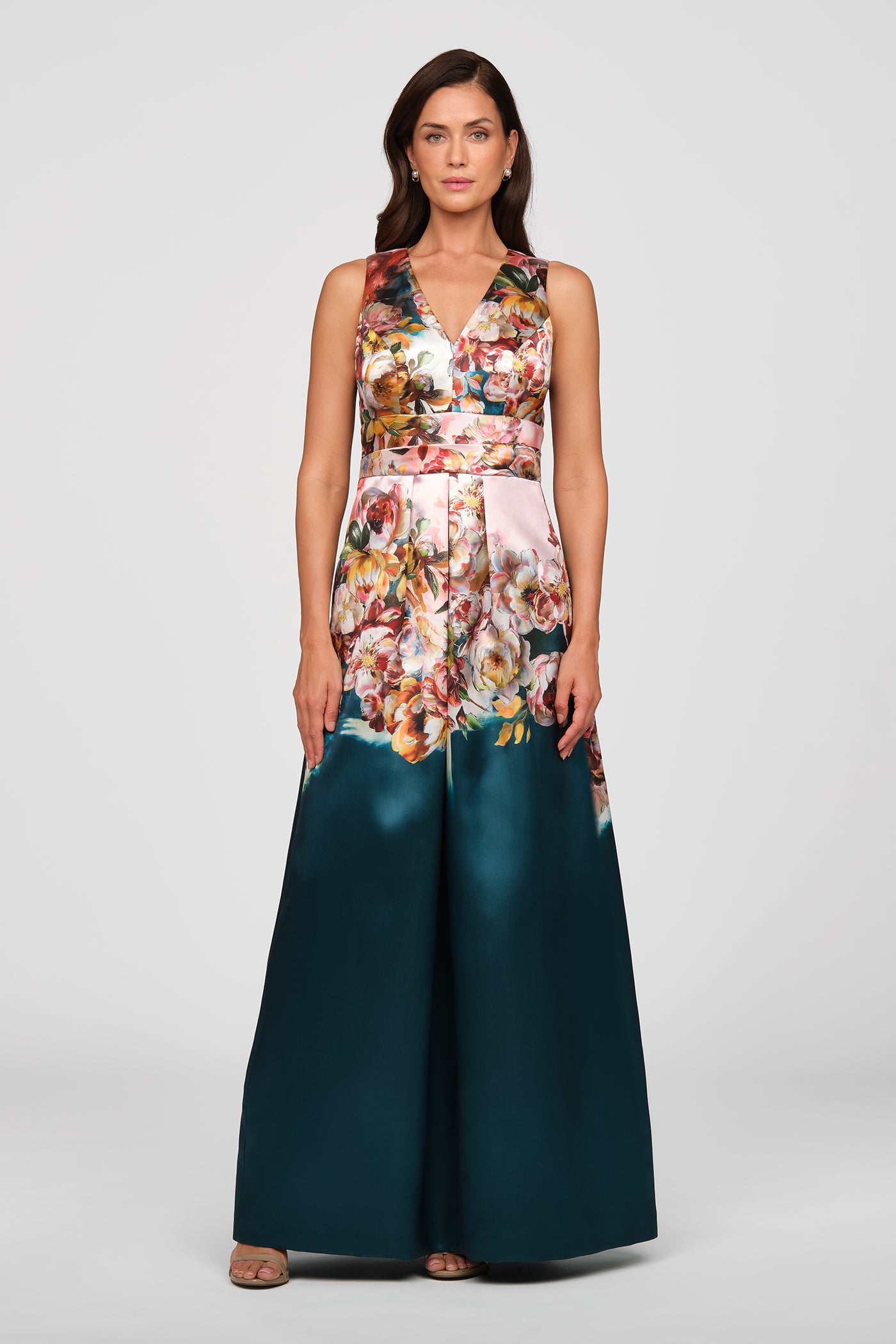 kay unger maxi dress Phoebe By Kay Unger Floral Maxi Dress witgh V-neck and Cross Back Size 0